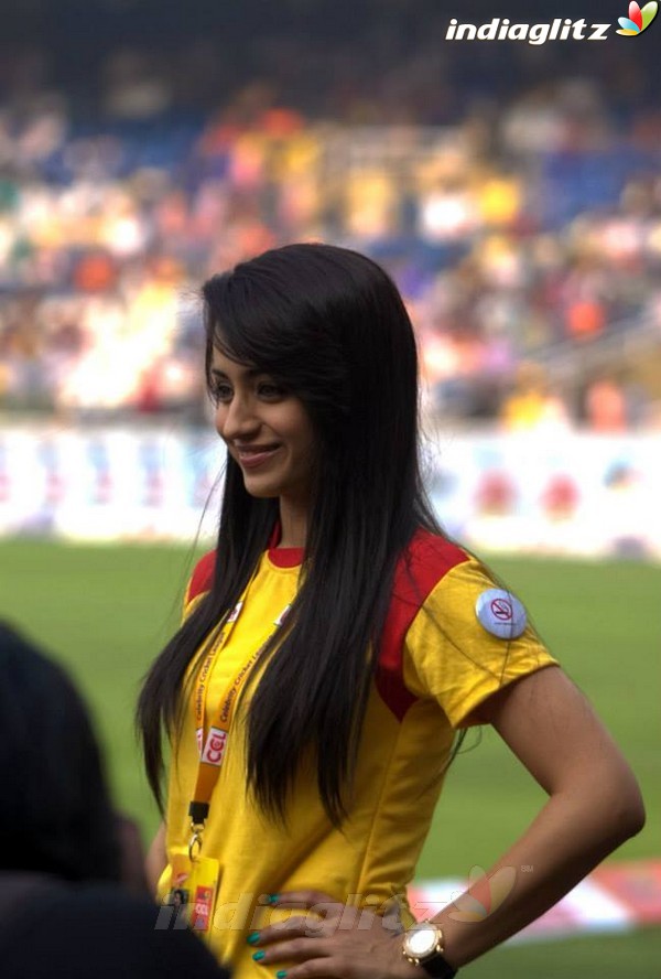 Trisha Krishnan @ Celebrity Cricket League